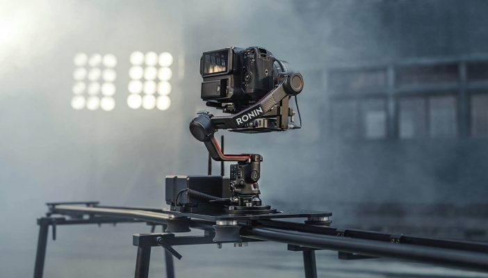 DJI RS 3 Pro hỗ trợ sạc nhanh chỉ mất từ 1,5 - 2,5 giờ