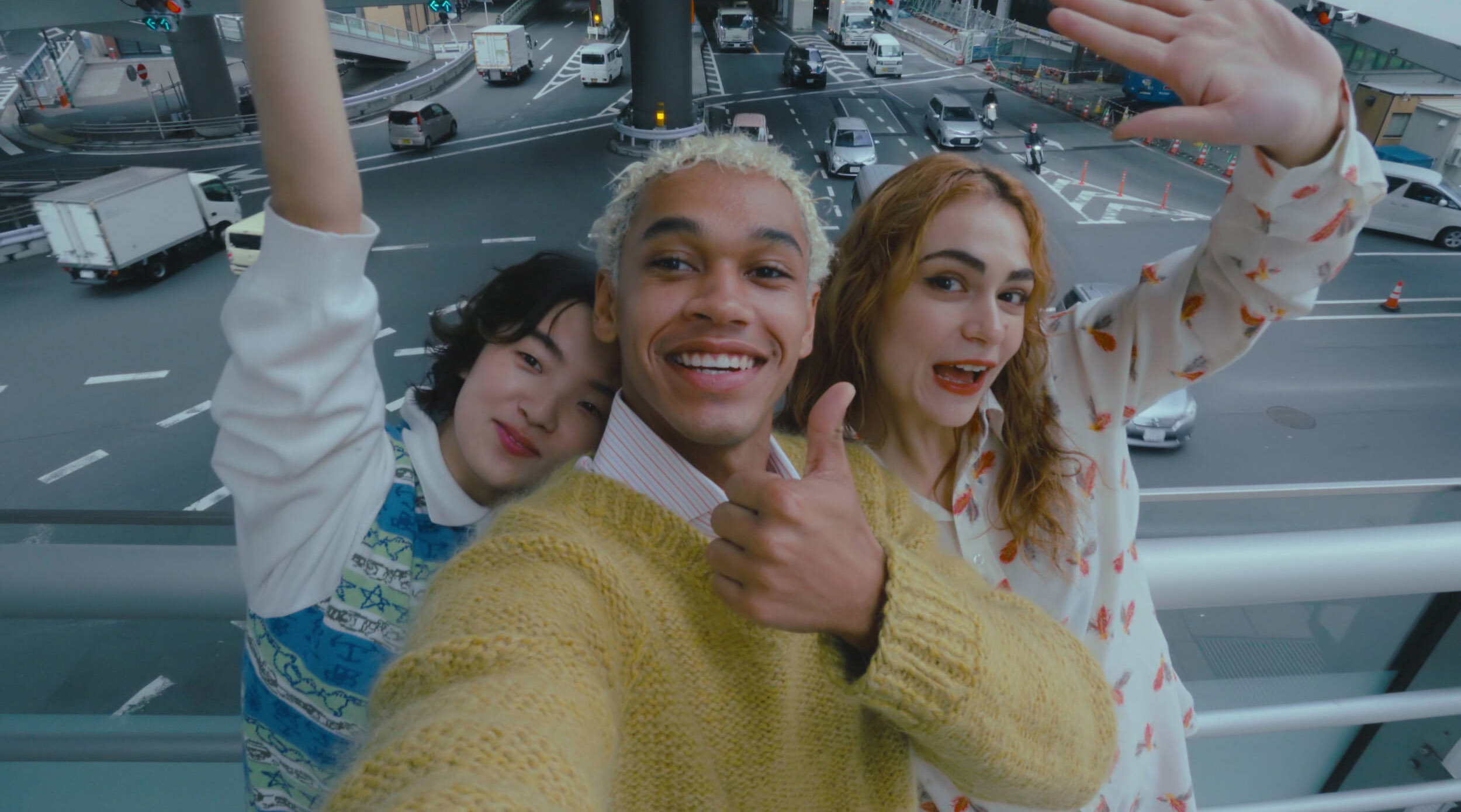 Sony ZV-1 Mark II kết hợp với lens góc rộng thoải mái selfie