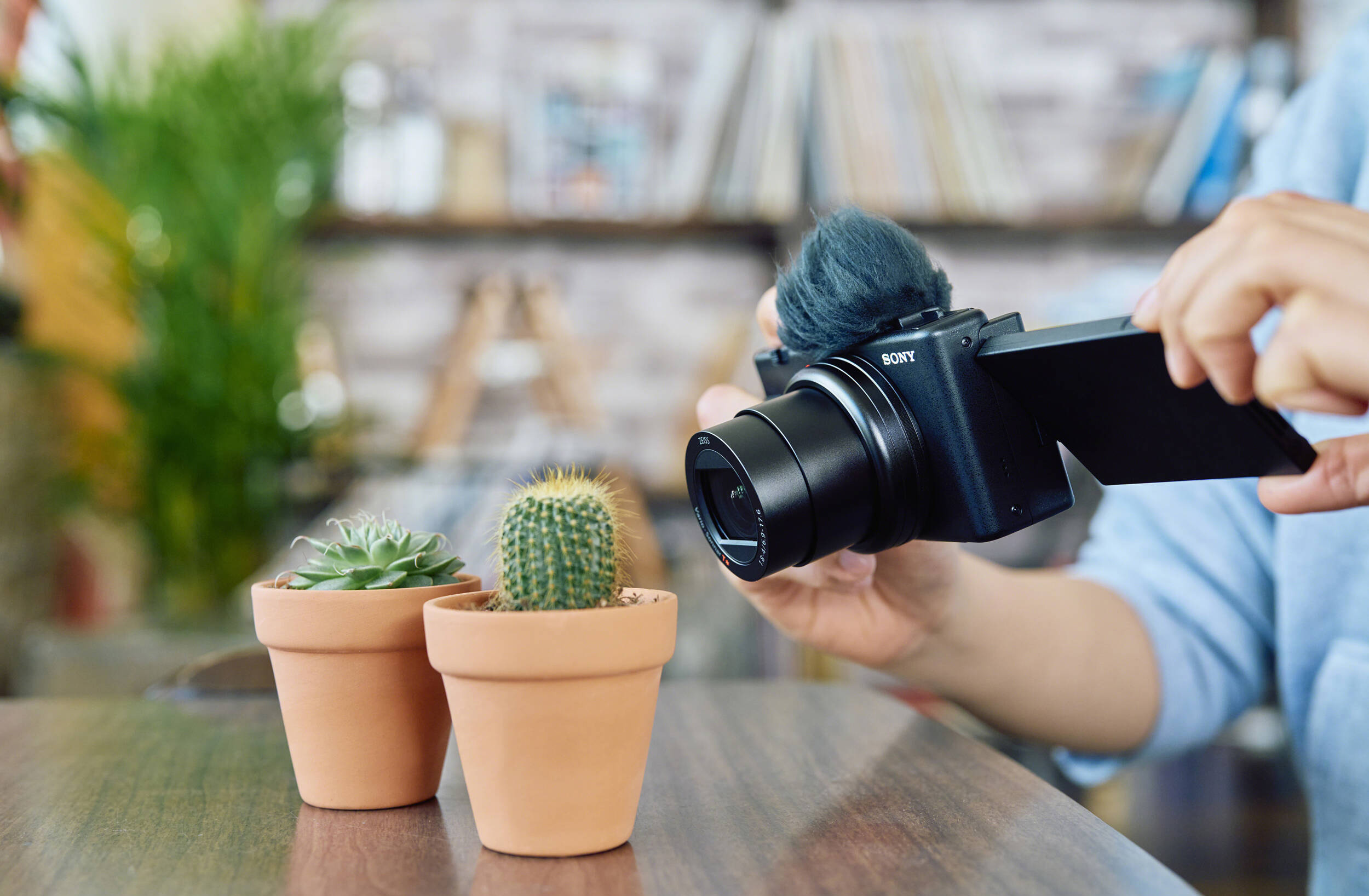 Sony ZV1 II được tích hợp sẵn bộ lọc ND filter