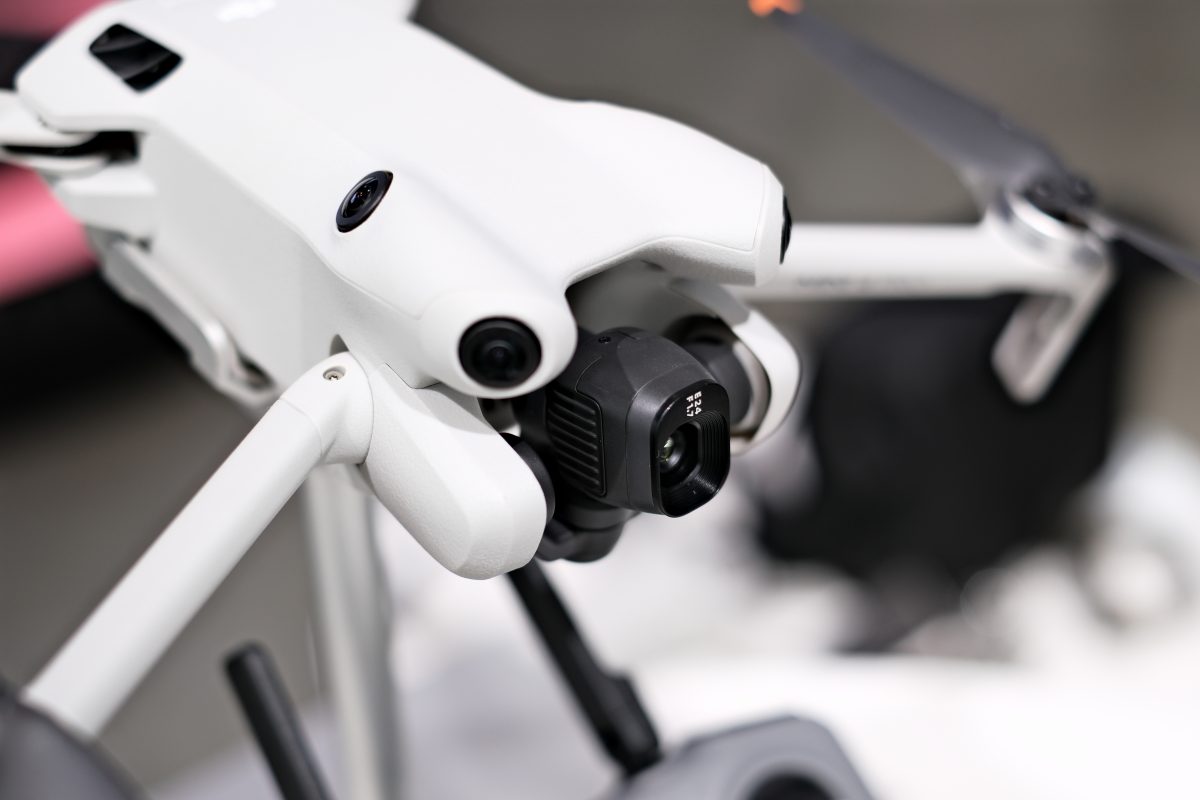 Ống kính góc rộng trên DJI Mini 4 Pro