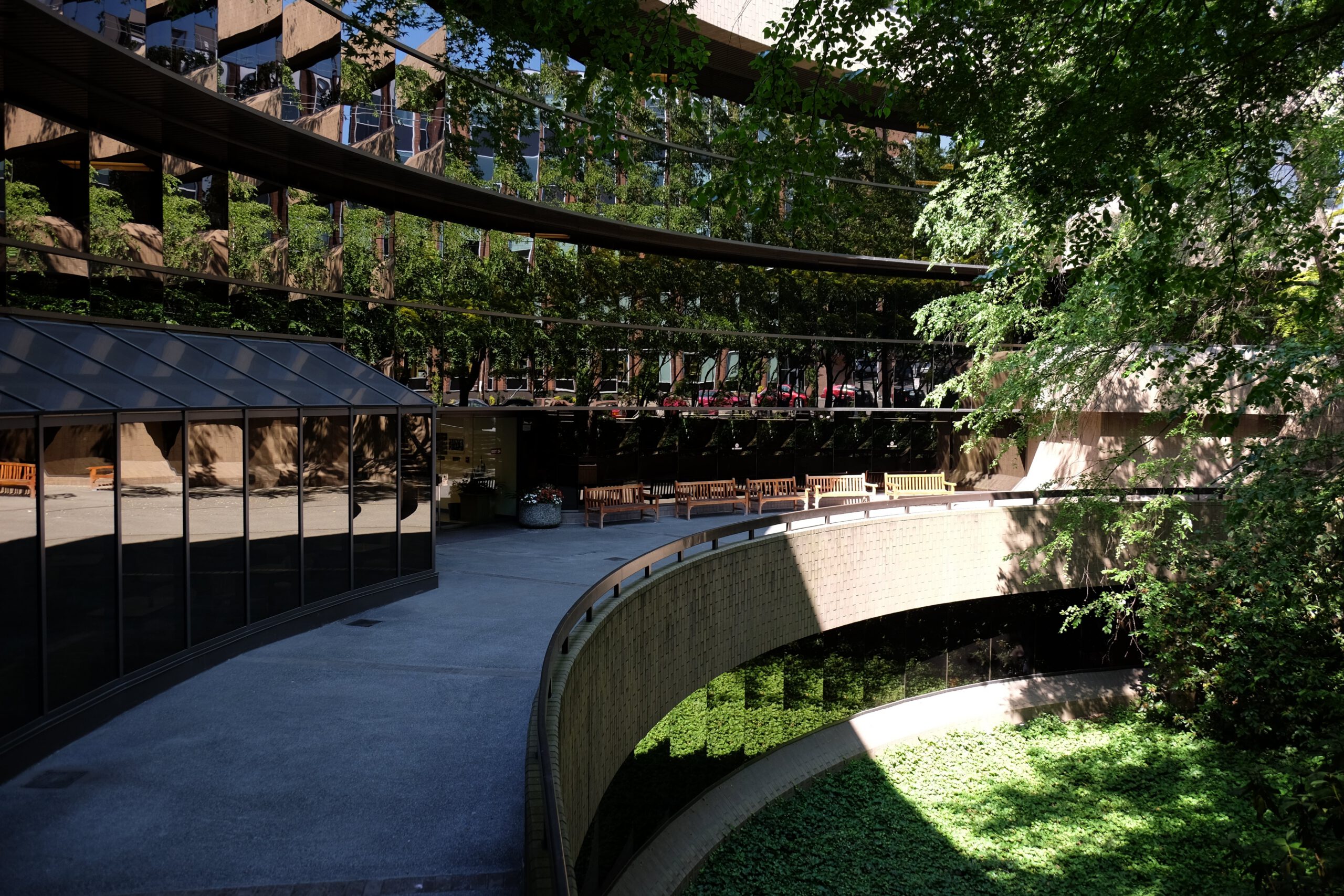 Fujifilm XF 18-135mm f/3.5-5.6 R LM OIS WR - ảnh thực tế 1