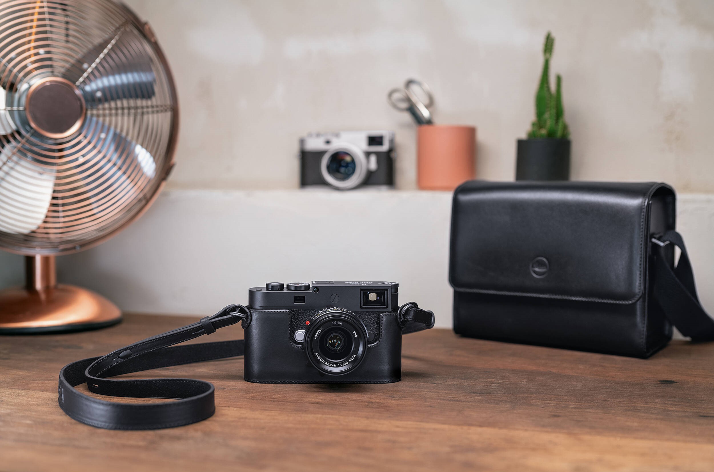 Thiết kế Rangefinder cổ điển trên M11-P