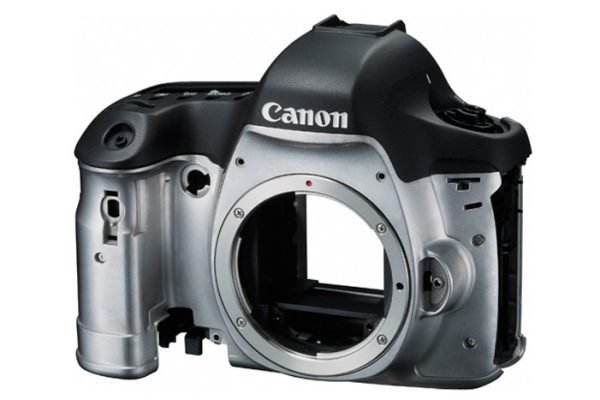 may-anh-Canon 6D Mark II 4