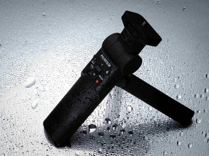 Máy ảnh tương thích với tripod grip TG-BT1