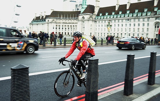 Tốc độ chụp nhanh, bắt trọn khoảnh khắc diệu kỳ