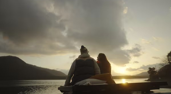 máy ảnh ZV-E1 cũng có thể quay video 10-bit 4:2:2