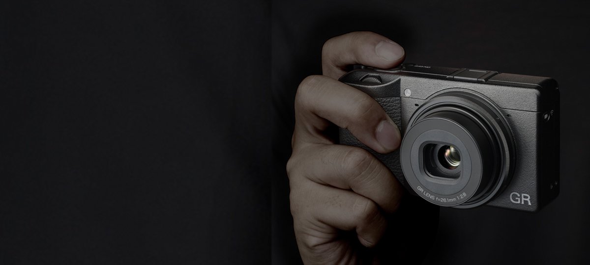 Máy ảnh GR IIIx có thể kiểm soát hình ảnh và chỉnh sửa ảnh nâng cao