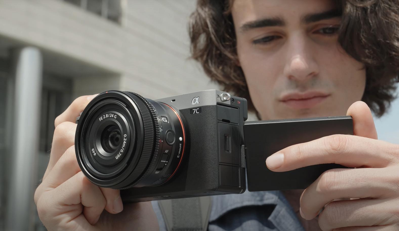 Cảm biến 33.0MP Exmor R CMOS và bộ xử lý BIONZ XR