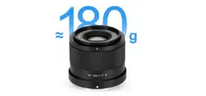 Viltrox 35mm f/1.7 Fujifilm với trọng lượng chỉ 180g và có kích thước nhỏ gọn (Ф64mm x 54.7mm)