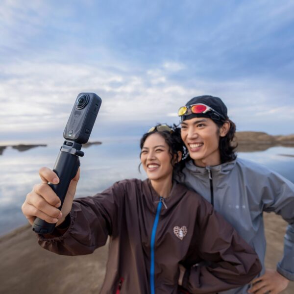 Insta360 X6