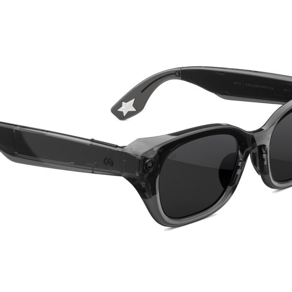 Kính thông minh Meta Glasses Capri LISA Edition góc phải